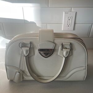 Louis Vuitton Off White Epi Montaigne GM